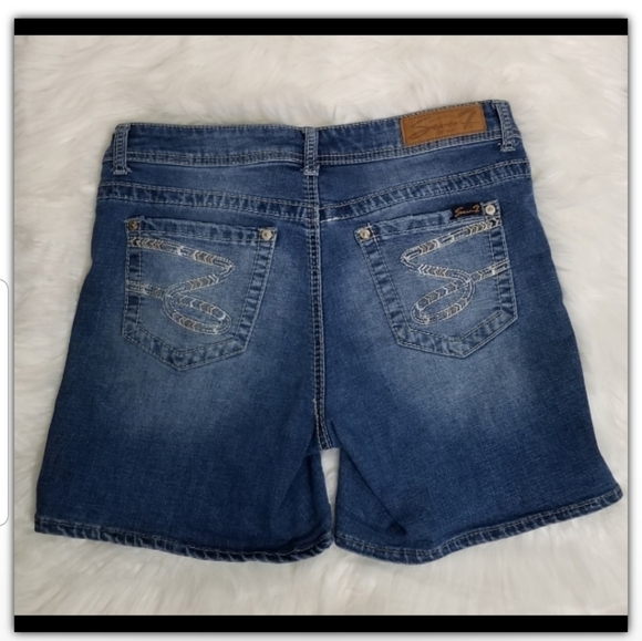 Seven jeans shorts size 10 - Picture 2 of 4